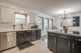 34 Legend Rd, Benbrook, TX 76132 - Photo 29