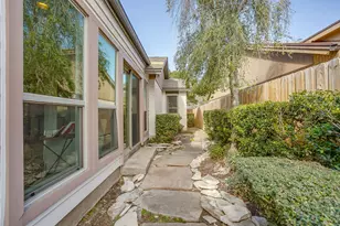 34 Legend Rd, Benbrook, TX 76132 - Photo 39