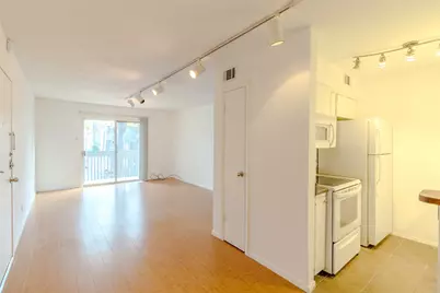 4859 Cedar Springs Road #234, Dallas, TX 75219 - Photo 7