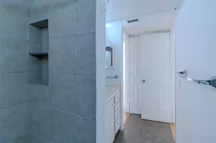 4859 Cedar Springs Rd, Dallas, TX 75219 - Photo 17