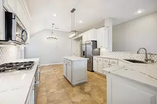 930 Crestmoor Dr, Allen, TX 75013 - Photo 11