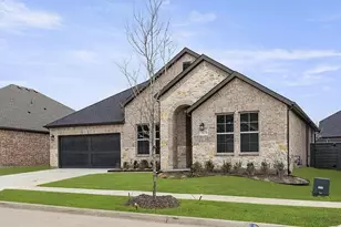 7020 Ladybug Ln, Aubrey, TX 76227 - Photo 1