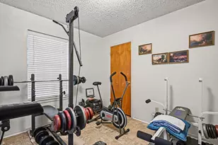 312 Oakwood St, Azle, TX 76020 - Photo 23