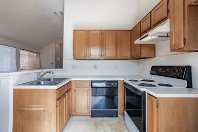 9716 Pinehurst Lane, Dallas, TX 75227 - Photo 13