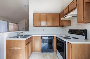 9716 Pinehurst Ln, Dallas, TX 75227 - Photo 13