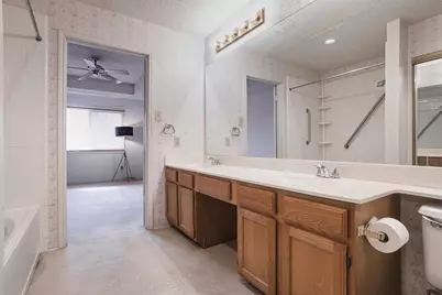 9716 Pinehurst Lane, Dallas, TX 75227 - Photo 21