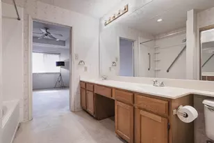 9716 Pinehurst Ln, Dallas, TX 75227 - Photo 21