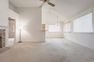 9716 Pinehurst Ln, Dallas, TX 75227 - Photo 7