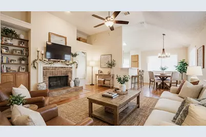 9716 Pinehurst Lane, Dallas, TX 75227 - Photo 7