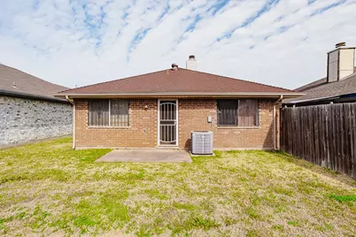 9716 Pinehurst Lane, Dallas, TX 75227 - Photo 27