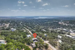 1560 Roadrunner Ln, Canyon Lake, TX 78133 - Photo 3