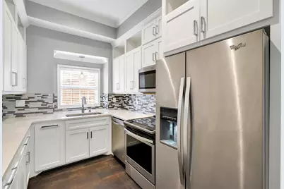 4511 Gilbert Avenue #108, Dallas, TX 75219 - Photo 9