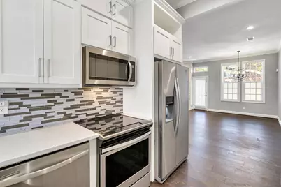 4511 Gilbert Avenue #108, Dallas, TX 75219 - Photo 11