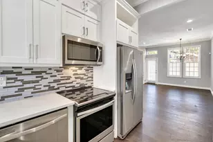 4511 Gilbert Ave, Dallas, TX 75219 - Photo 11