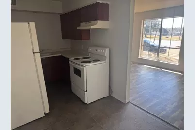 2903 Clarksville Street #104, Paris, TX 75460 - Photo 5