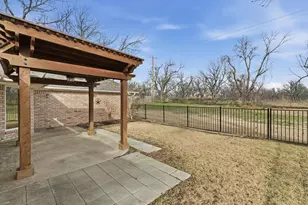 9607 Ravenswood Rd, Granbury, TX 76049 - Photo 1