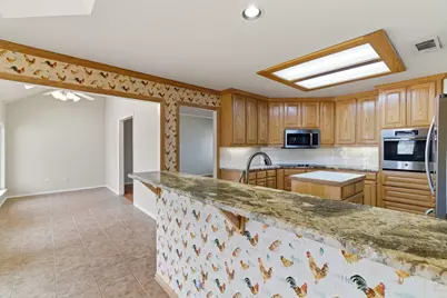 9607 Ravenswood Road, Granbury, TX 76049 - Photo 15