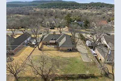 9607 Ravenswood Road, Granbury, TX 76049 - Photo 3