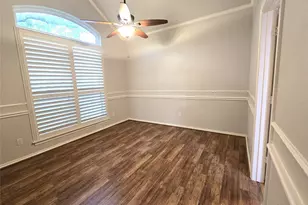 9607 Ravenswood Rd, Granbury, TX 76049 - Photo 7