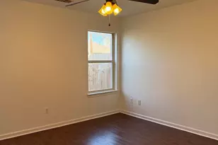 1221 Village Garden Dr, Azle, TX 76020 - Photo 9