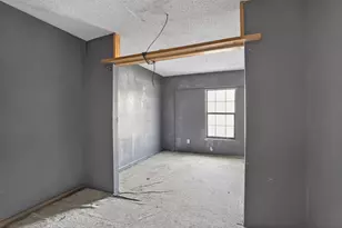 821 Nicole Dr, Burleson, TX 76028 - Photo 17