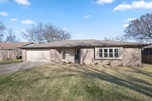 6504 Sherri Ln, North Richland Hills, TX 76182 - Photo 3