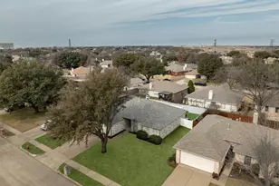 844 Atchison Dr, Saginaw, TX 76131 - Photo 35