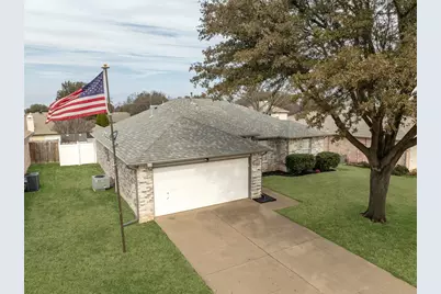 844 Atchison Drive, Saginaw, TX 76131 - Photo 5
