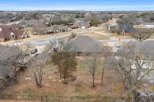 3223 Golden Oaks Cir, Granbury, TX 76049 - Photo 39
