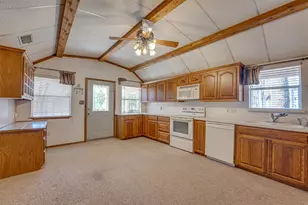 180 Rs County Road 1250, Emory, TX 75440 - Photo 9