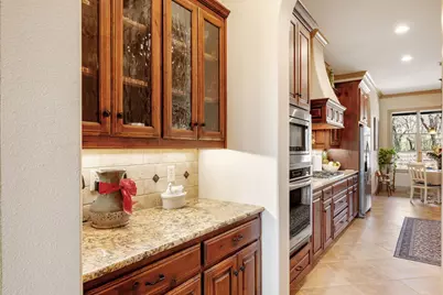 6705 Lions Gate Court, Arlington, TX 76001 - Photo 9