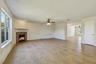 1868 Lynnwood Hills Dr, Fort Worth, TX 76112 - Photo 3