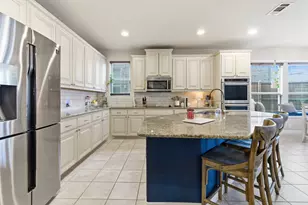 11728 Dixon Dr, Fort Worth, TX 76108 - Photo 5