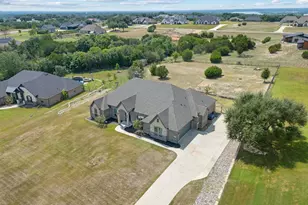 337 Kenyon Ct, Granbury, TX 76049 - Photo 35