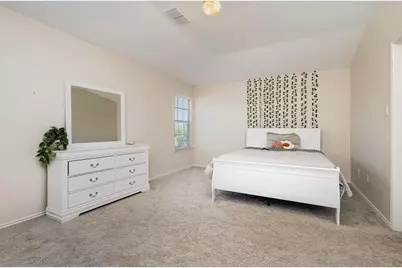 512 Darlene Trail, Euless, TX 76039 - Photo 9