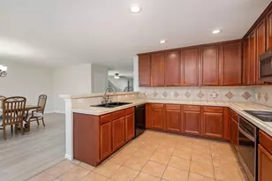 512 Darlene Trail, Euless, TX 76039 - Photo 5