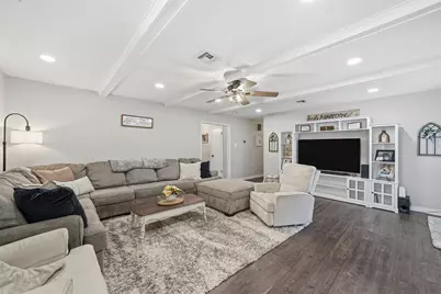 8230 Shadow Wood Drive, Woodway, TX 76712 - Photo 5