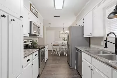 8230 Shadow Wood Drive, Woodway, TX 76712 - Photo 9