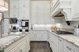 5925 Terrace Oaks Ln, Fort Worth, TX 76112 - Photo 5