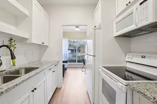 3550 Country Square Dr, Carrollton, TX 75006 - Photo 9