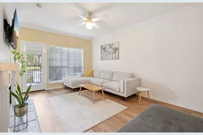 3550 Country Square Drive #201, Carrollton, TX 75006 - Photo 7