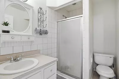 316 Liberty Street, Cleburne, TX 76031 - Photo 13