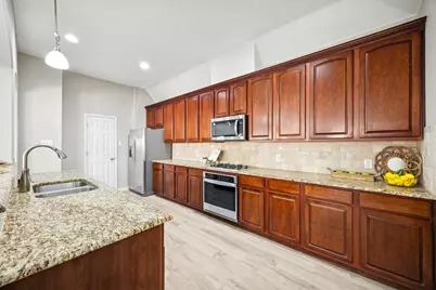 7495 Saint Stephens Square, Frisco, TX 75035 - Photo 11