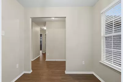 5589 Hunters Bend Lane, Dallas, TX 75249 - Photo 11