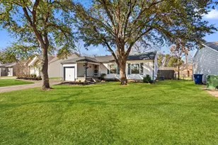 1437 Nash St, Garland, TX 75042 - Photo 1