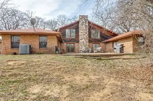 408 Pecan Ct, Alvarado, TX 76009 - Photo 13