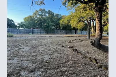 1102 Maple Drive, Bartonville, TX 76226 - Photo 9