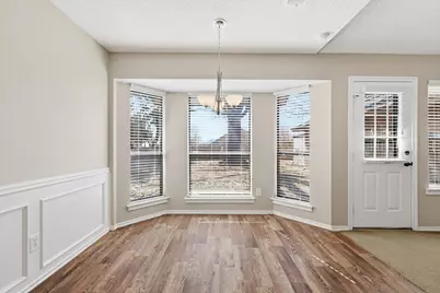 505 Cherry Ann Drive, Euless, TX 76039 - Photo 7