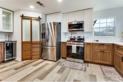 4019 Medford Road, Fort Worth, TX 76103 - Photo 7