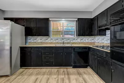 810 Arthur Drive, Arlington, TX 76013 - Photo 3